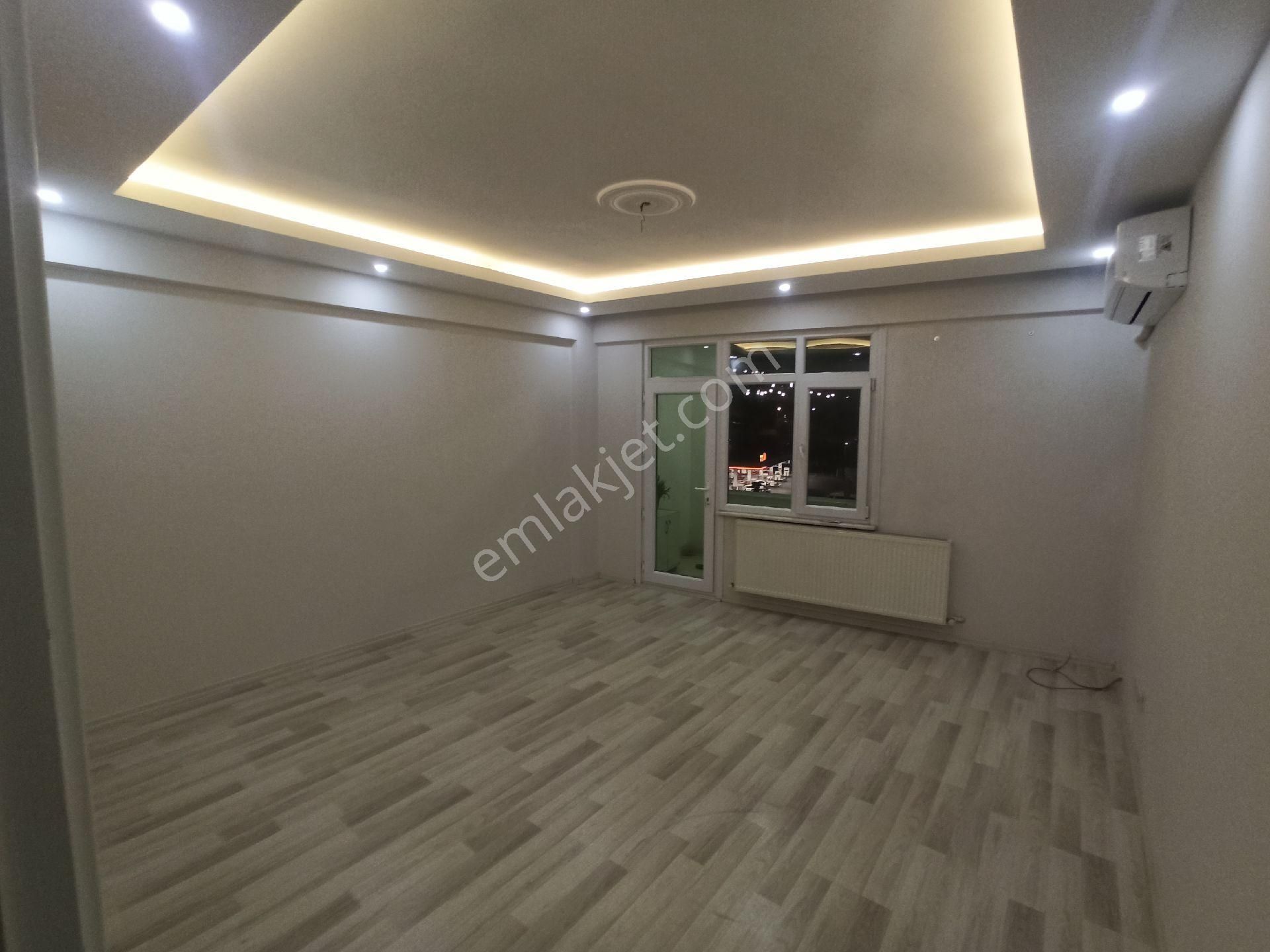 Pendik Kaynarca Kiralık Daire SAHİBİNDEN ALTKAYNARCA'DA METROYA YAKİN 2+1 KİRALİK DAİRE