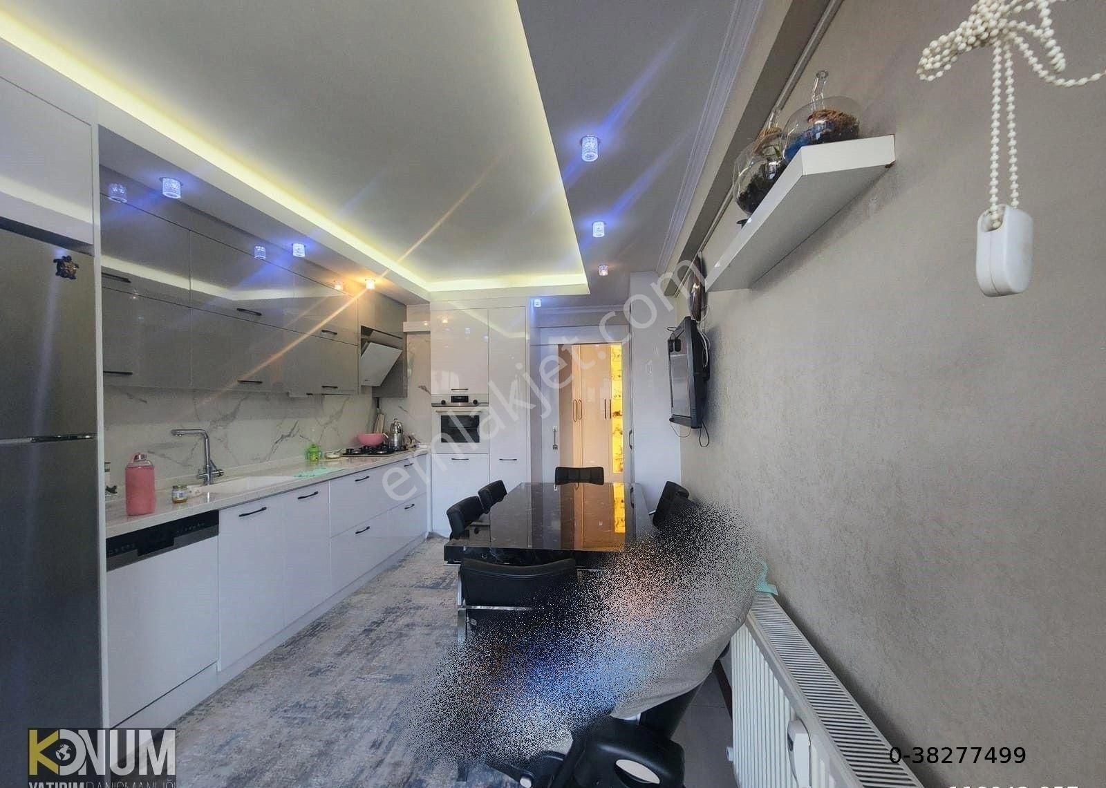 Zeytinköy Satılık Manzaralı 180 M2 3+1 Kullanışlı Daire İyi Konumda - Görsel 17