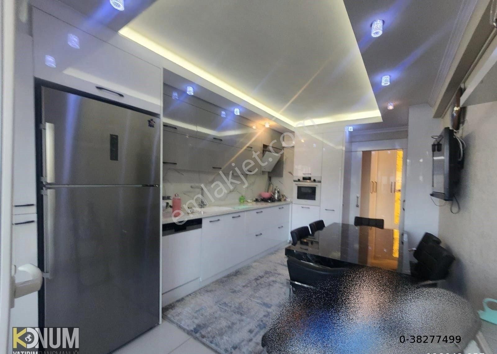 Zeytinköy Satılık Manzaralı 180 M2 3+1 Kullanışlı Daire İyi Konumda - Görsel 24