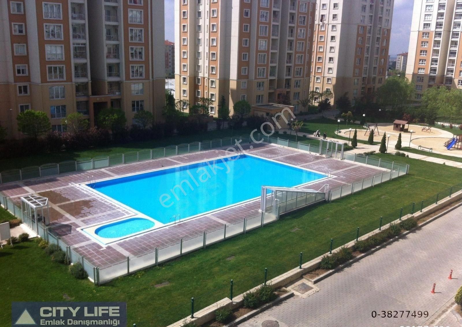 Çorlu Zafer Kiralık Daire ARMADA CITY 1 ETAPTA KİRALIK ARA KAT 4+1 177M2 DAİRE