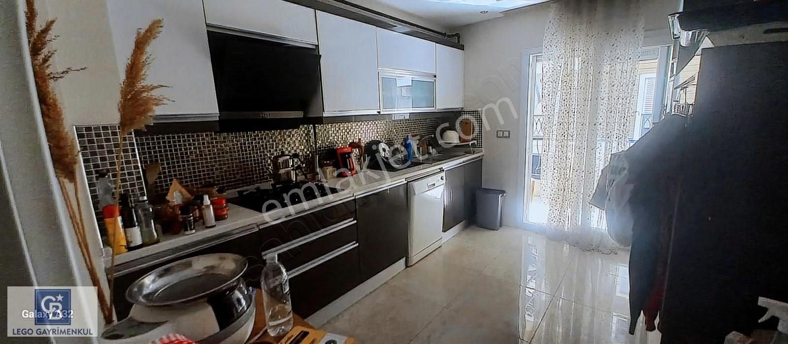 Karşıyaka Şemikler Satılık Daire Şemikler merkezde 2+1 110m2 kapalı Mutfak satilik daire