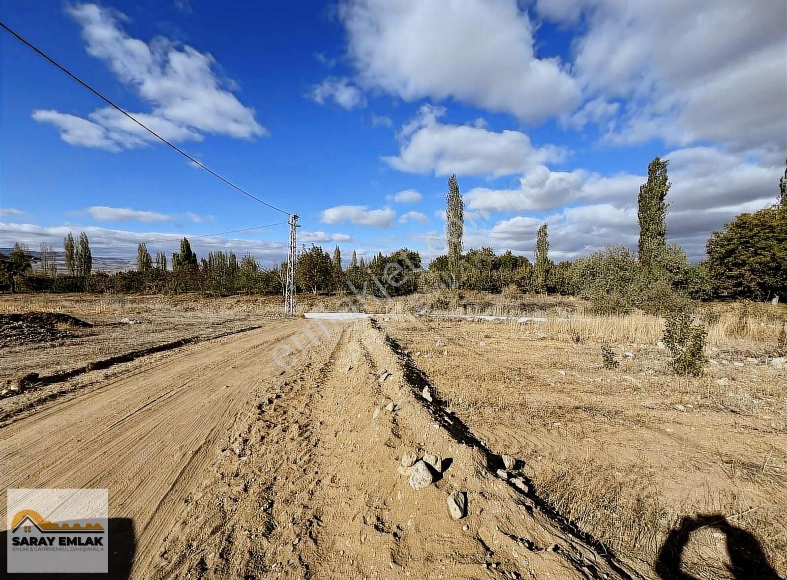 Niğde Merkez Gümüşler Bld. (Eski Gümüş) Satılık Bağ & Bahçe SARAY EMLAK'TAN SATILIK GÜMÜŞLER'DE 4.177.00 M2 KÖŞE BAŞI BAĞ