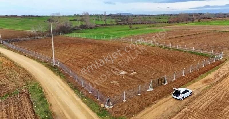 Kırklareli Merkez Kayalı Köyü Satılık Tarla Kayalı Köyünde Yol Boyunda Tarla