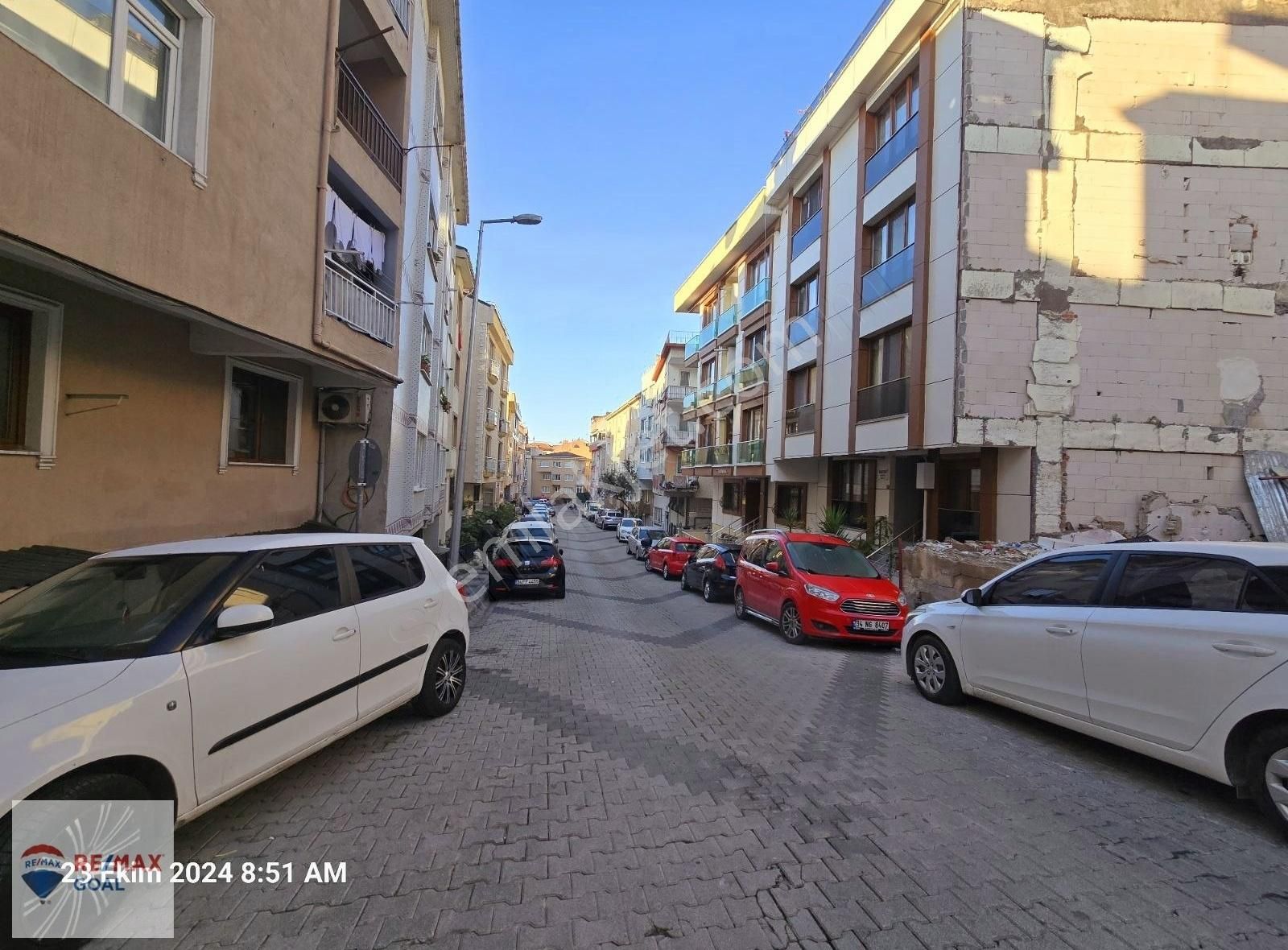 Üsküdar Murat Reis Satılık Daire METROYA VE BAĞLARBAŞINA YÜRÜME MESAFESİNDE SATILIK 2+1