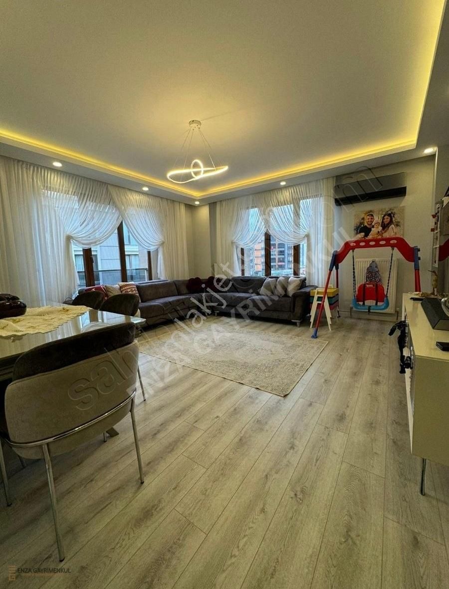 Silivri Yeni Satılık Daire SİLİVRİ YENİ MAHALLE GÜLNİSA KONAKLARINDA SATILIK 3+1 DAİRE