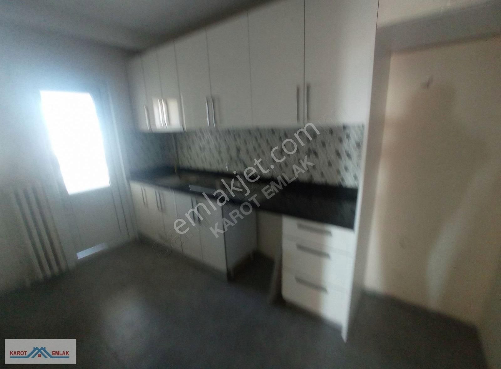 Ataşehir Yeni Çamlıca Kiralık Daire ATAŞEHİR ACARLAR SİT YANI KIZILAY SİT.YAPILI 2+1 KİRALIK DAİRE