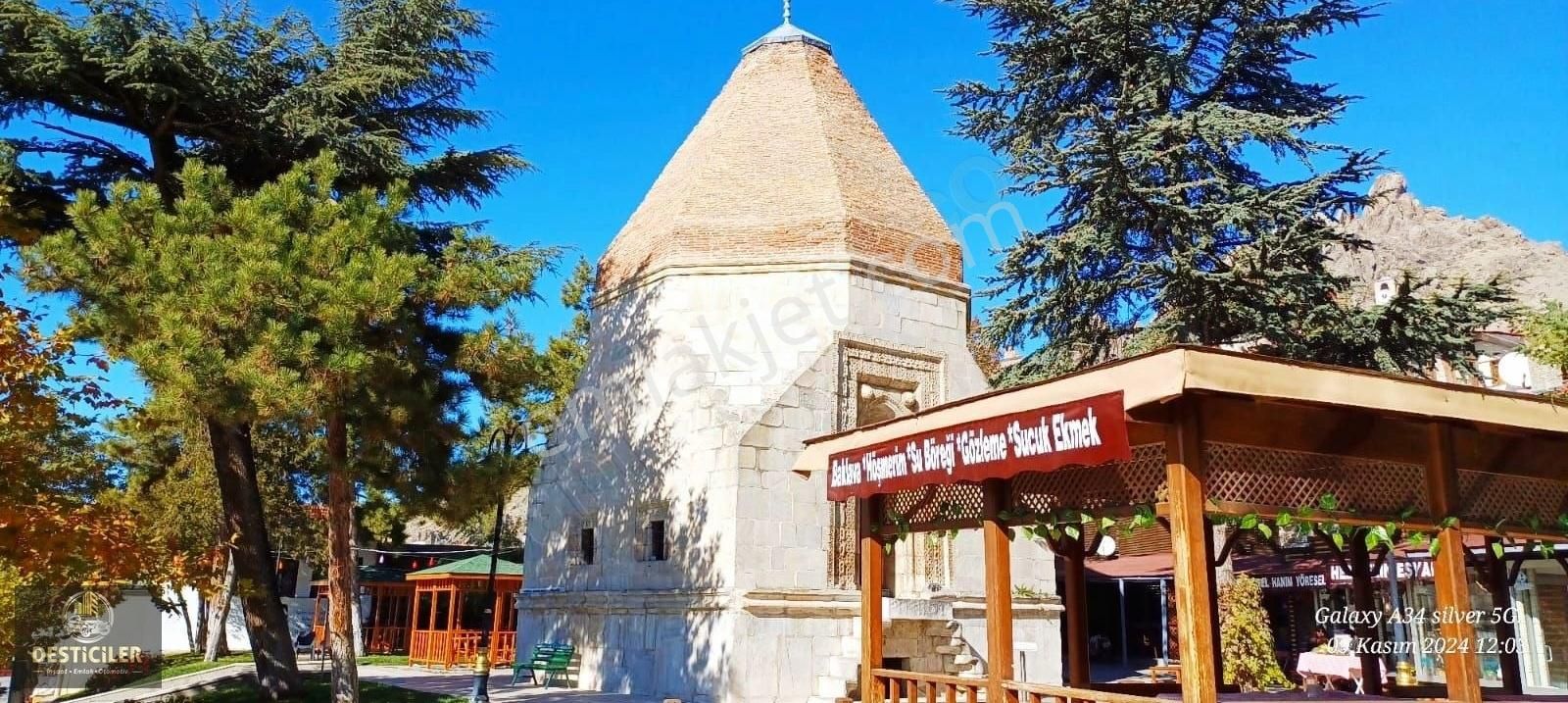 Sivrihisar Kubbeli Satılık Büfe HG-066 GÖNÜL DAĞI DİYARI SİVRİHİSAR'DA TARİHİ TURİSTİK DÜKKAN