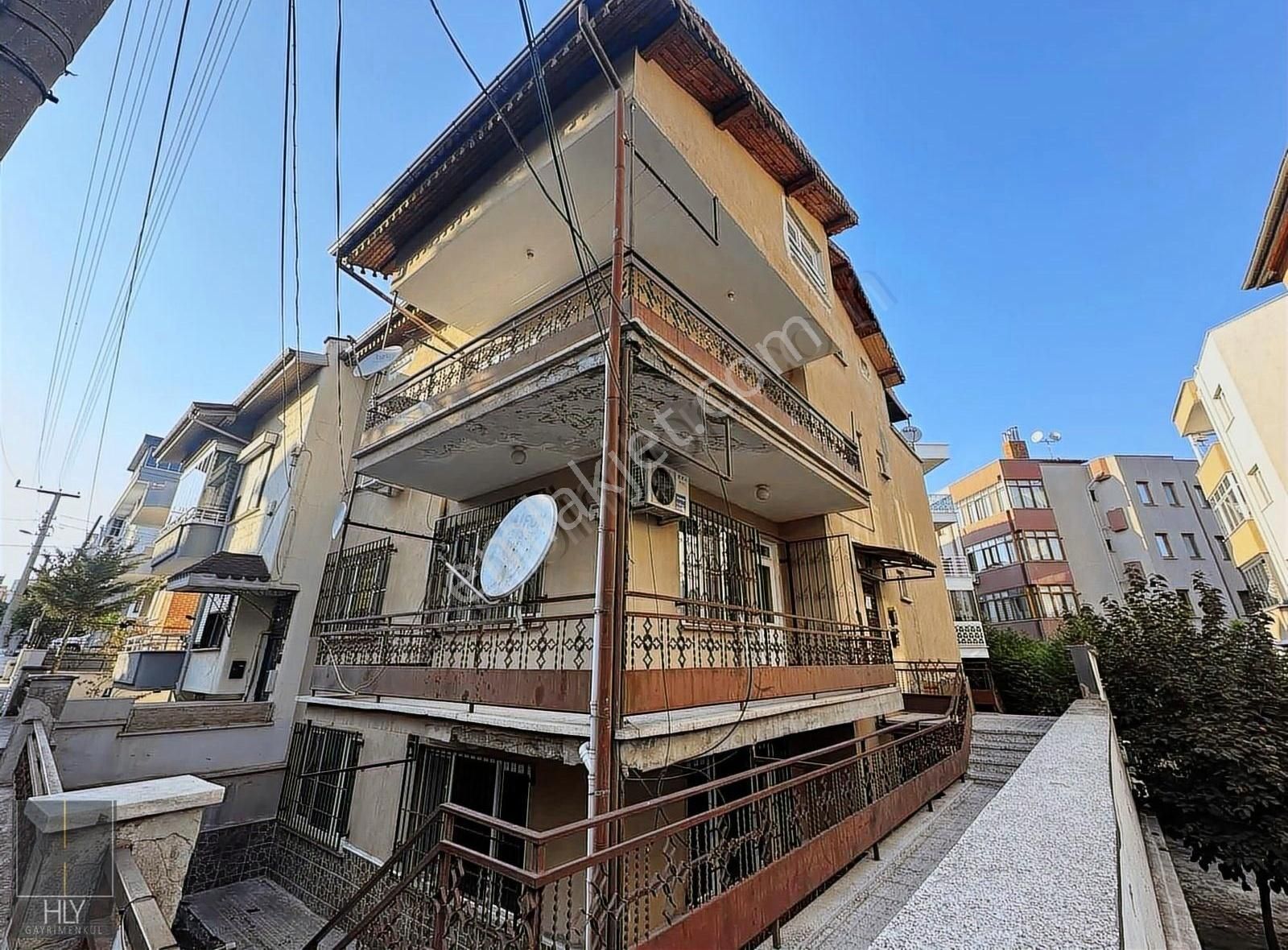 Karesi Atatürk Eşyalı Kiralık Daire HLY'den Atatürk Mh. 2+1 Eşyalı ve Eşyasız KİRALIK DAİRELER