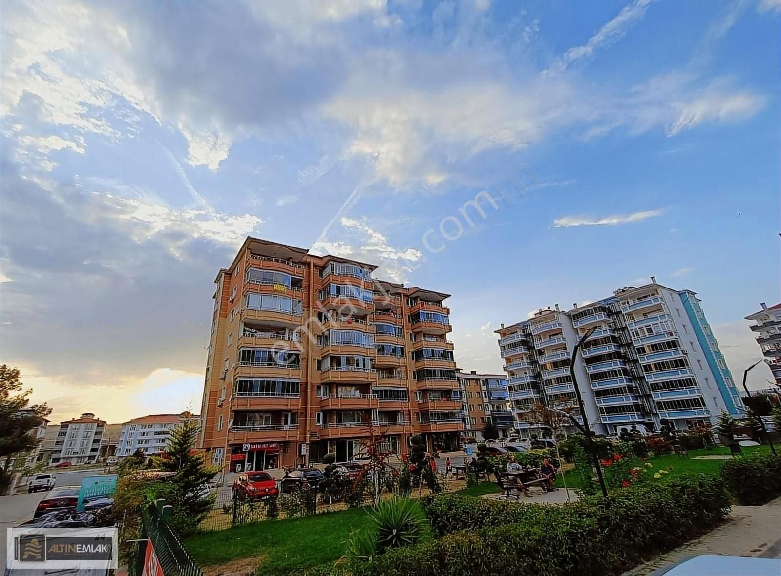 Süleymanpaşa 100. Yıl Satılık Daire TEKİRDAĞ SÜLEYMANPAŞA 100.YIL MH.DE 3+1 SATILIK GENİŞ DAİRE