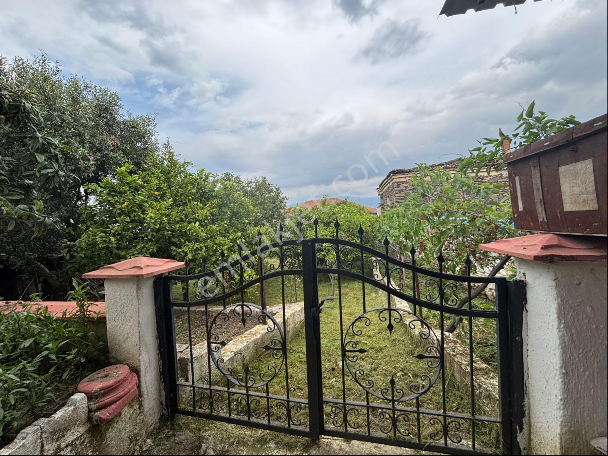2 Katlı Müstakil Köy Evi - Görsel 3