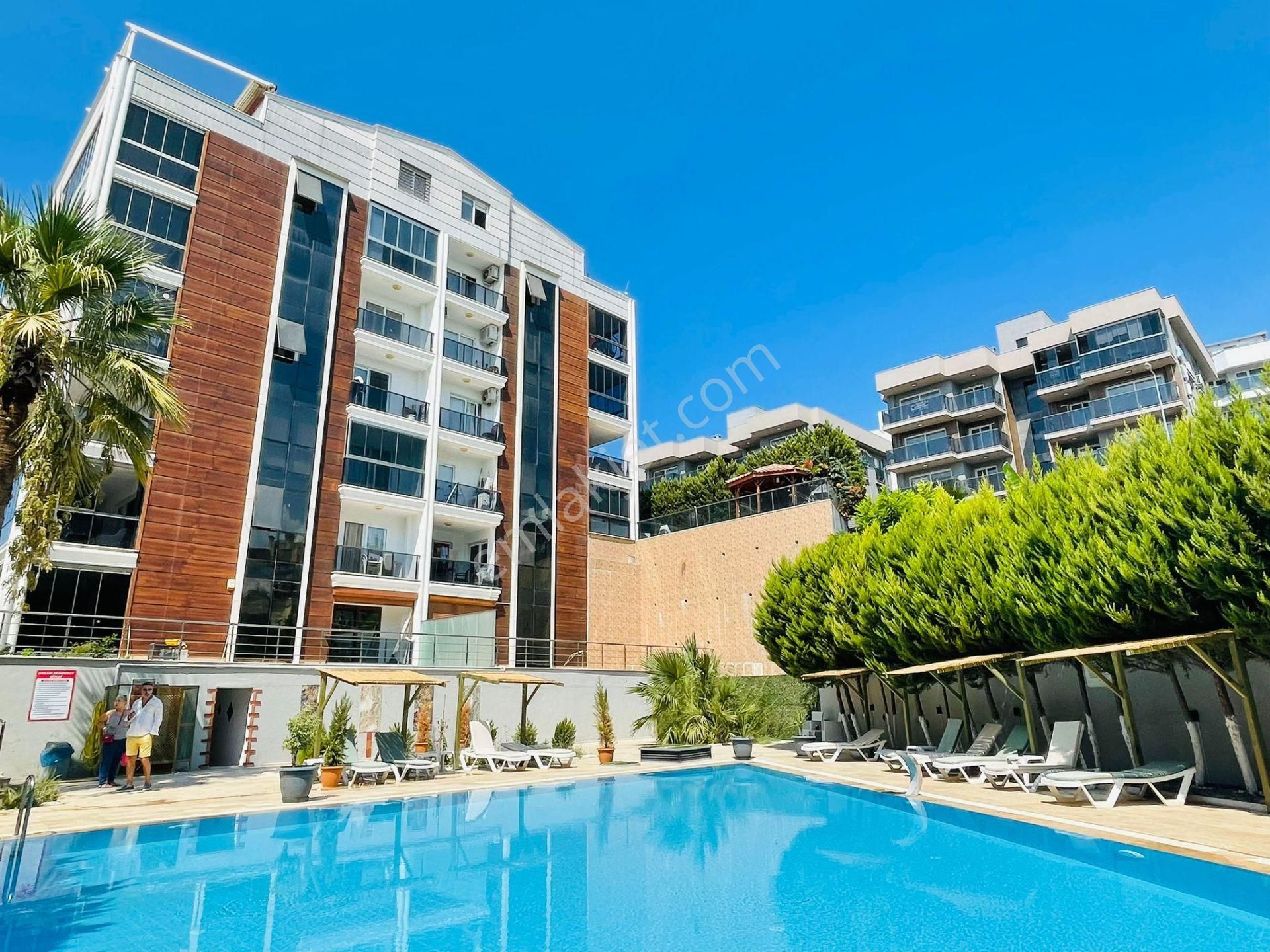 Kuşadası İkiçeşmelik Kiralık Residence Şehrın Merkezınde-havuz-kapalı Otopark-doğalgazlı-12 Ay Uzerınden Kıralık Esyalı Daire