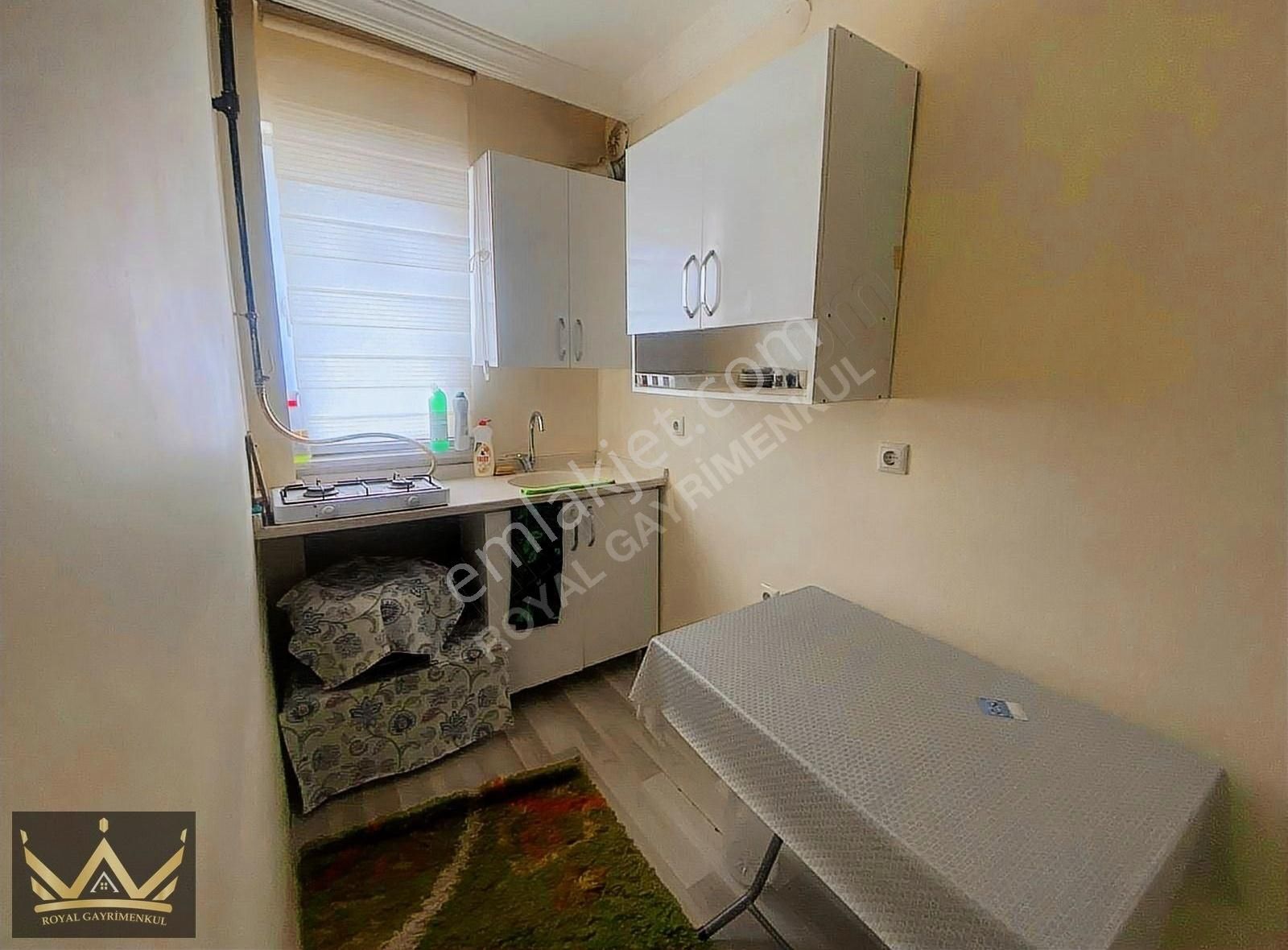 Kütahya Merkez Alipaşa Kiralık Daire ROYALden YENİ BELEDİYE ARKASINDA ARAKAT KİRALİK 1+1 DAİRE