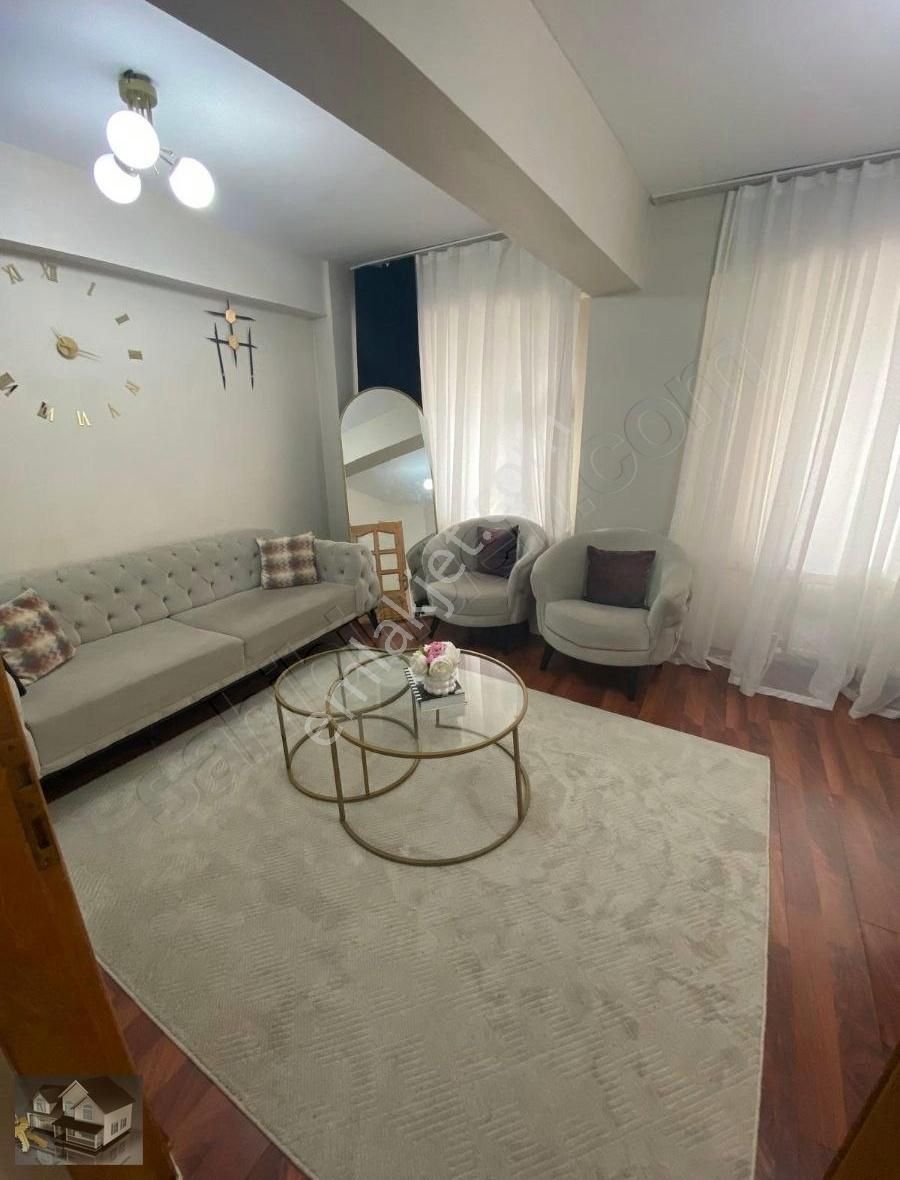 Eyüpsultan İslambey Kiralık Daire İSLAMBEY DE KİRALIK GİRİŞ 1+1 DAİRE acıklamayı okuyunuz