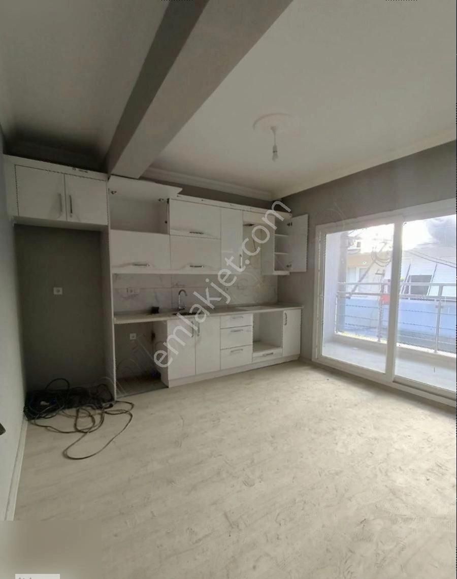 Bornova Rafet Paşa Kiralık Daire KÜN EMLAKDAN SIFIR 3+1 KİRALIK