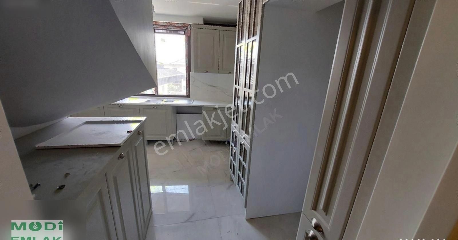 Burhaniye Kapalı Otoparklı Satılık Sıfır 4+1 Dubleks - Görsel 12