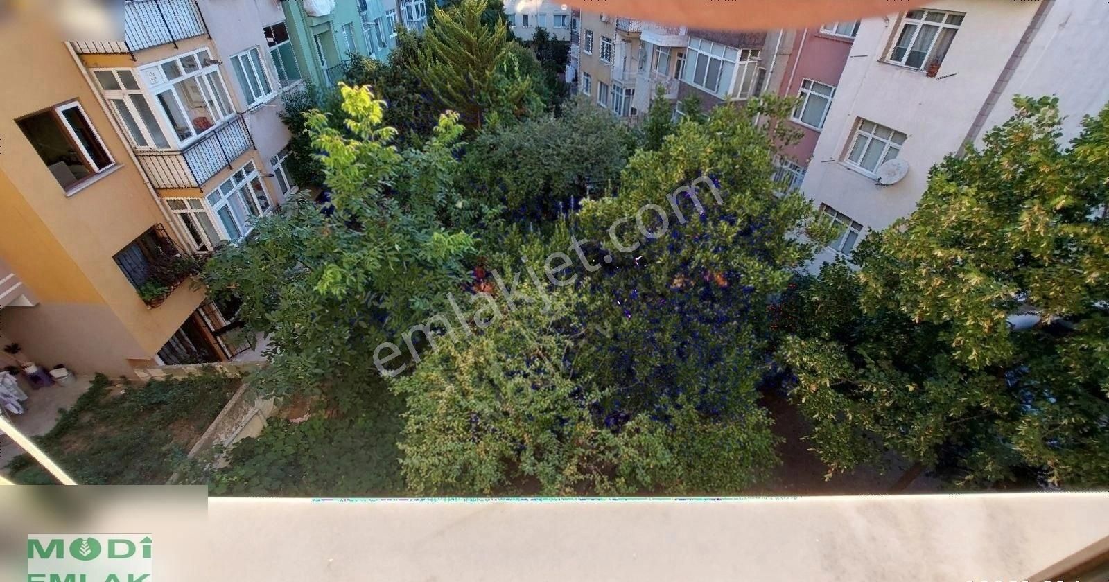 Üsküdar Ahmediye Kiralık Daire Üsküdar merkeze yakın kiralık 3+1 kombili daire 3.kat