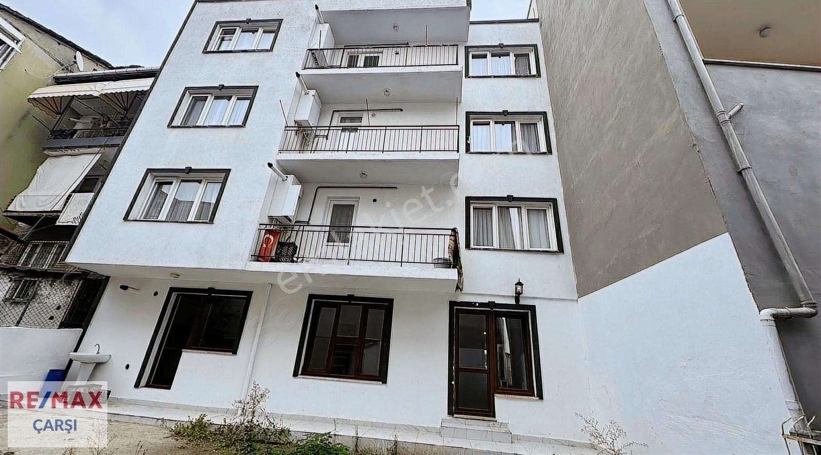 İzmit Bekirdere Satılık Daire Remax Çarşı'dan Bekirderede 2+1 Müskatil Bahçeli Daire