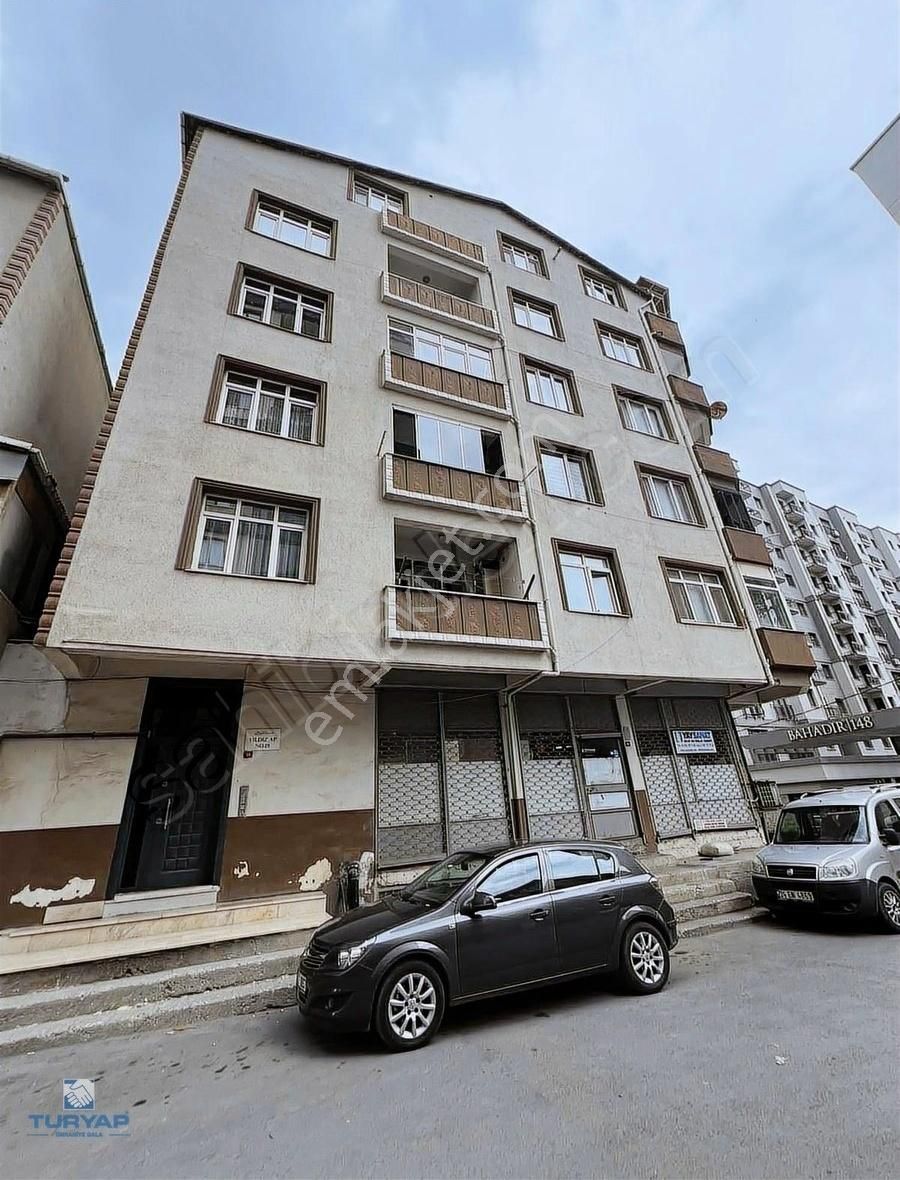 Pendik Çamçeşme Satılık Daire ATAMAN KARİNA SİTESİNİN YANINDA FERAH 2+1 SATILIK DAİRE