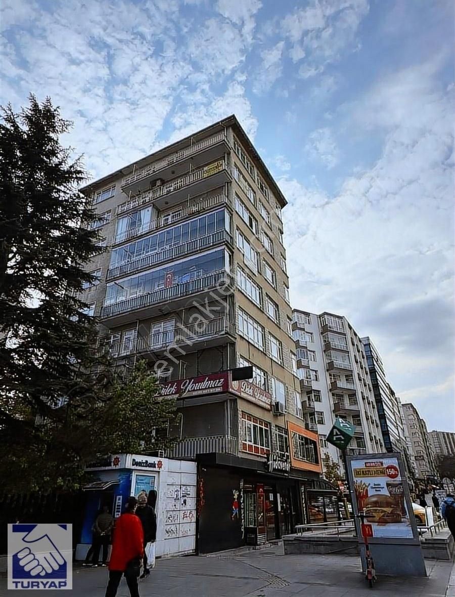 Çankaya Kültür Kiralık Daire ZİYA GÖKALP CADDESİNDE MANZARALI METRO YAKINI KİRALIK DAİRE