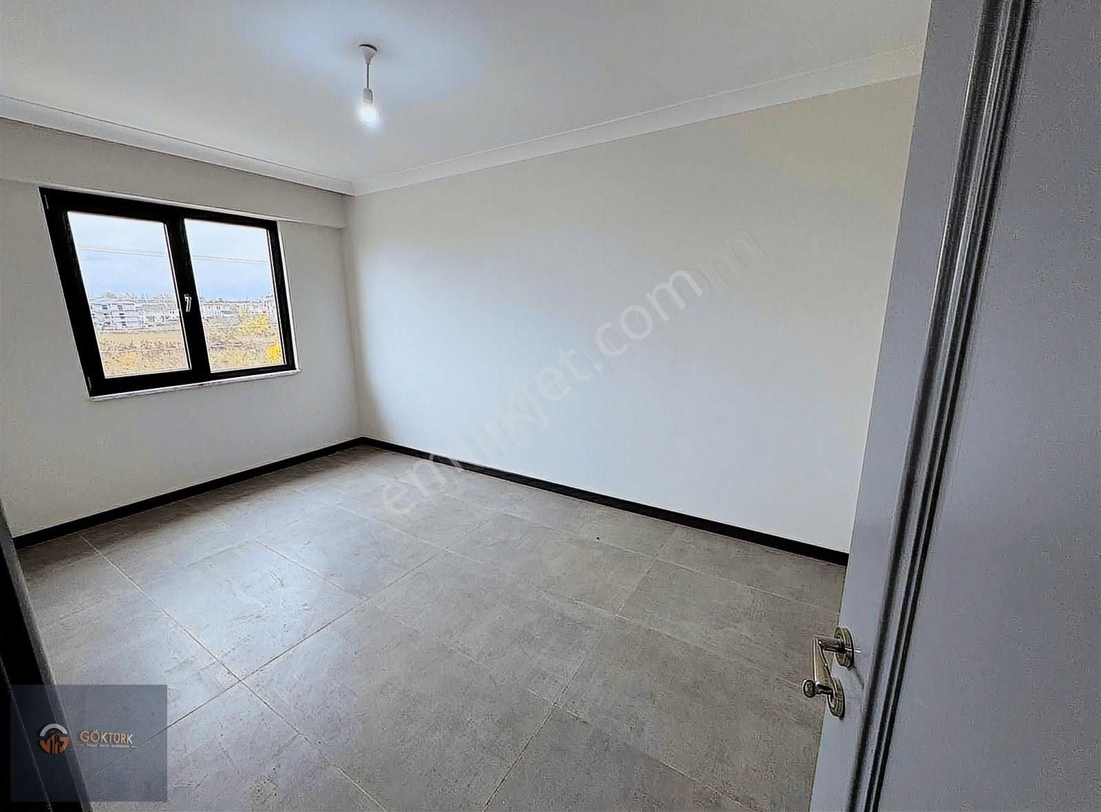 Akyazı Ömercikler Satılık Daire GÖKTÜRK EMLAKTAN SATILIK 4+1 ULTRA LÜX 170M2 DAİRE