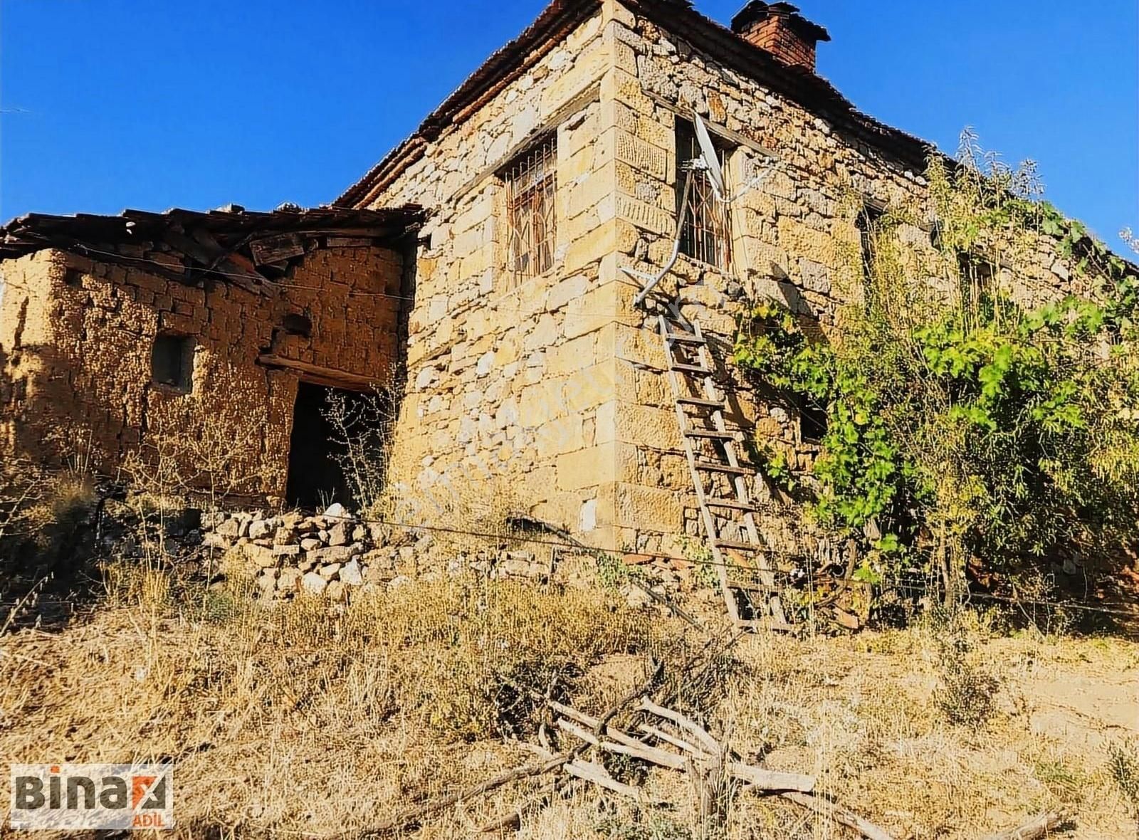 Bergama Ürkütler Satılık Müstakil Ev BERGAMA ÜRKÜTLER KÖYÜNDE SATILIK MÜSTAKİL EV