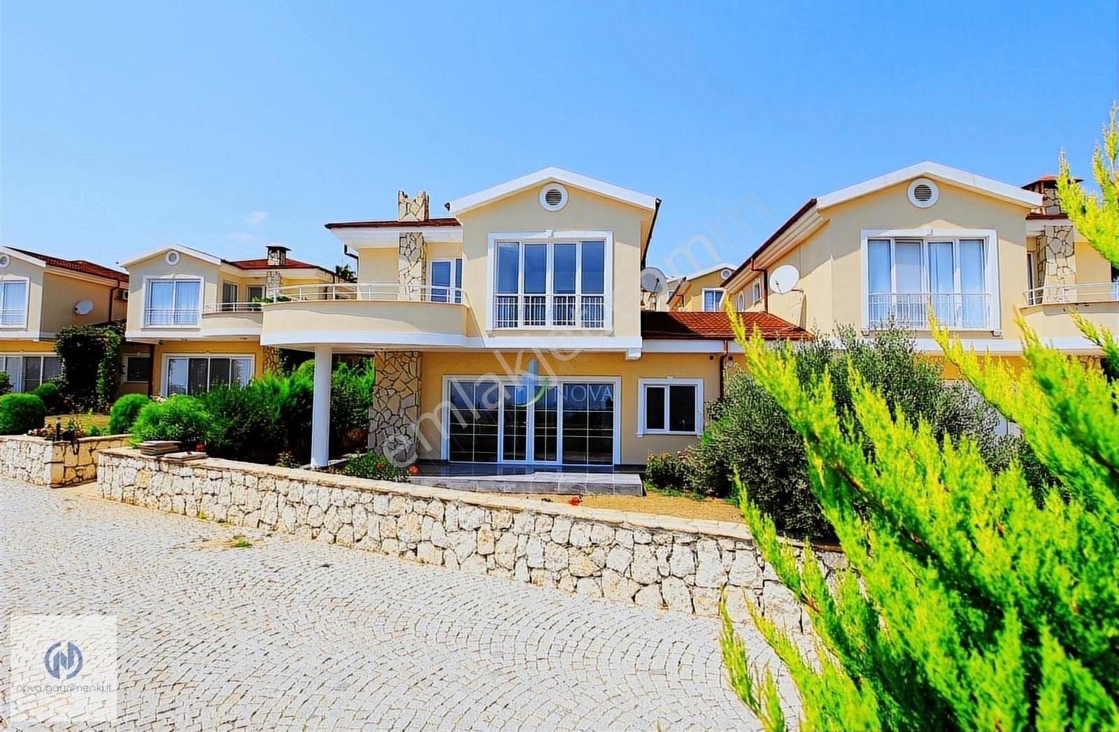 Erdemli Kızkalesi Satılık Villa **NOVA** ERDEMLİ KIZKALESİ MAH. 5+2 SATILIK TRİPLEKS VİLLA