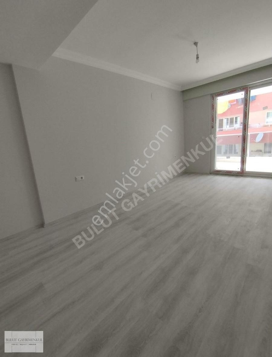 Dalaman Merkezi Konumda Satılık Geniş 1+1 Daire - Görsel 3