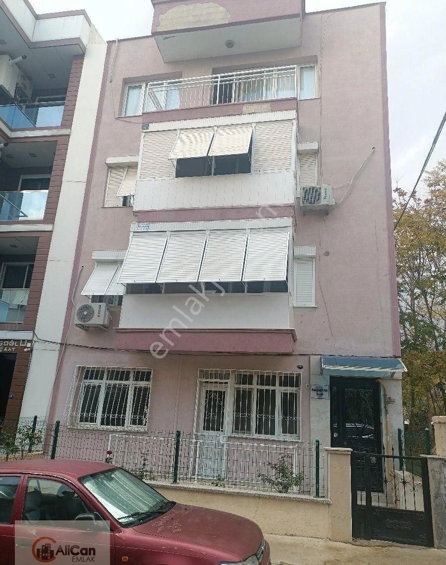 Buca Vali Rahmi Bey Kiralık Daire BUCA BELEDİYE'YE 200 MT VALİRAHMİBEY MH 2+1 KİRALIK DAİRE