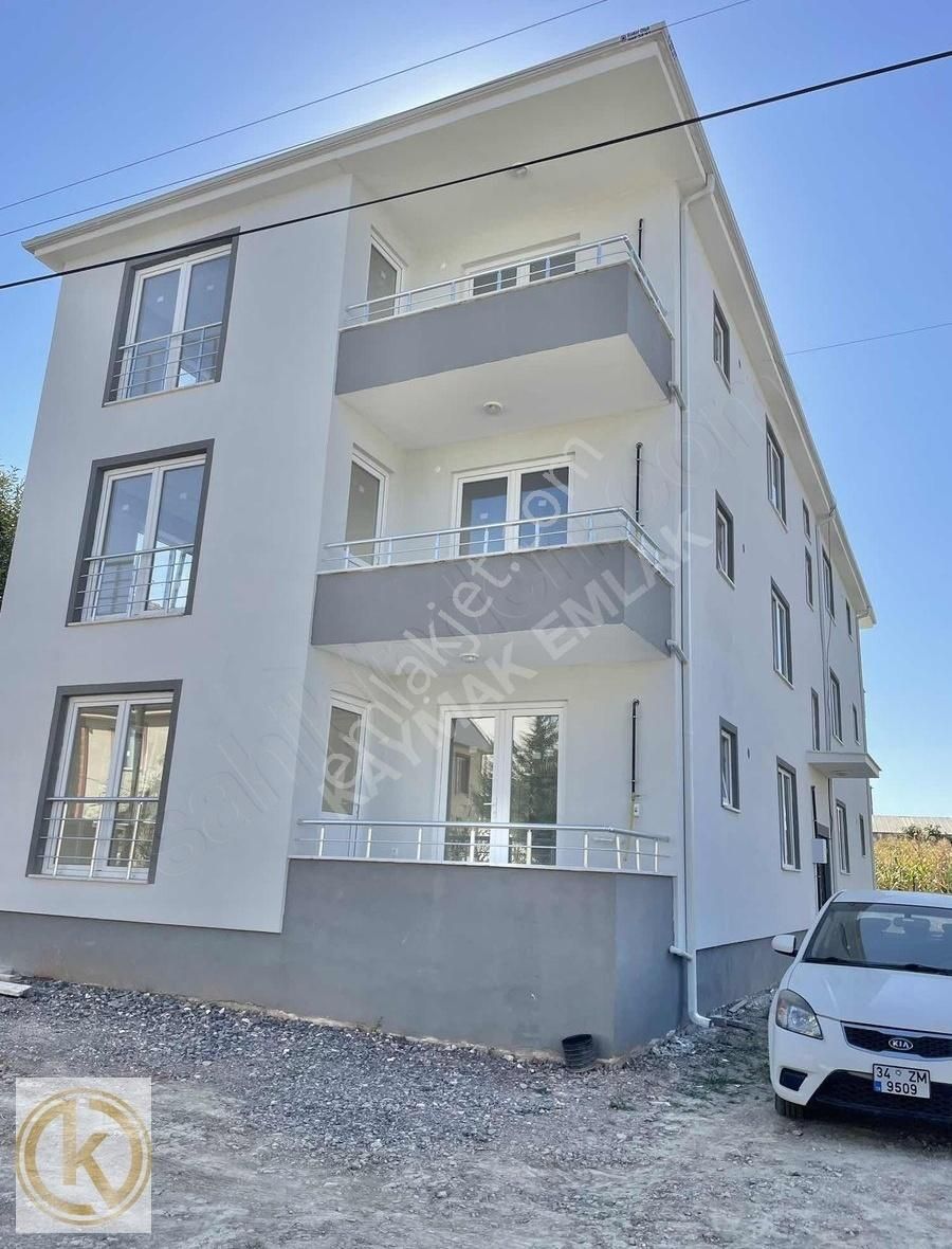 Erenler Yeni Satılık Daire KAYMAK EMLAKTAN ERENLER DE 2+1 90 M2 ARA KAT SATILIK DAİRE