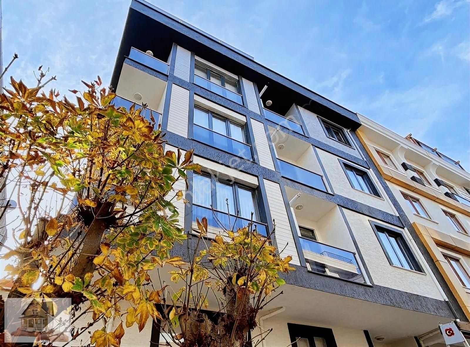 Ümraniye Esenevler Satılık Daire MERKEZİ KONUMDA 4 YILLIK BOŞ!! 2+1 80 m2 (İSKANLI) FIRSAT DAİRE