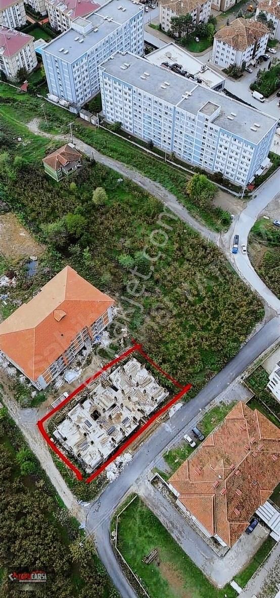 Hendek Çiftlik Satılık Daire TAPUÇARŞI'DAN KYK YURDU YANINDA TOPRAKTAN 2+1 130 m2