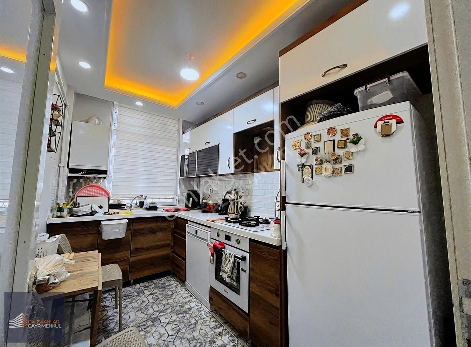 Sincan Plevne Satılık Daire SİNCAN PLEVNE'DE ÖN CEPHE SALON BAĞIMSIZ 3+1 SATILIK DAİRE