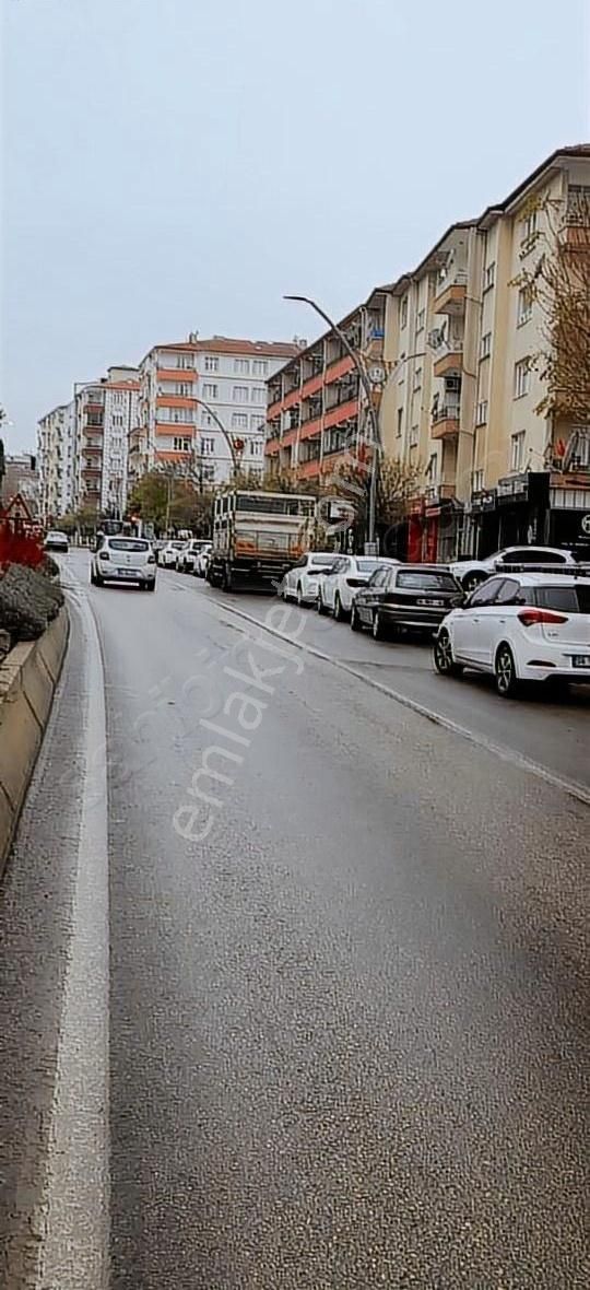 Yerköy Haşim Kılıç Kiralık Daire Merkezi yerde Güzel temiz Asansörlü Daire