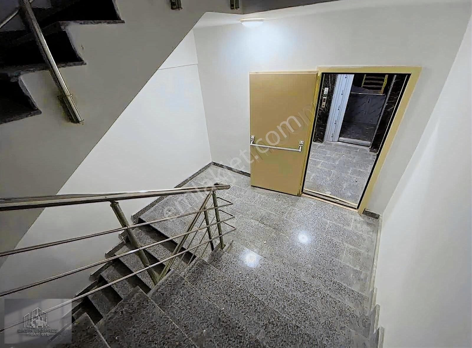 Sulyapıdan Basın Ekspreste Sıfır Komple Satılık Bina - Görsel 20