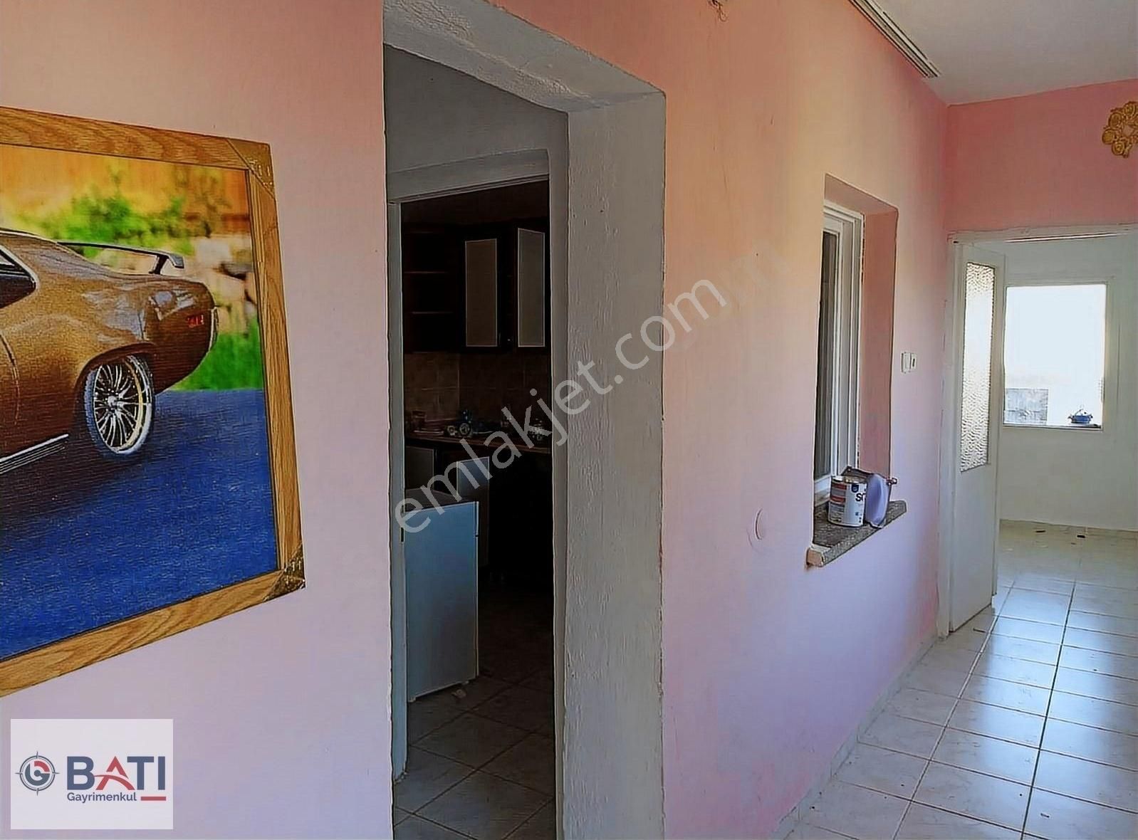 Kuşadası Camiatik Kiralık Daire TORBALI BATI GAYRİMENKUL DEN KİRALIK ZEMİN KAT DAİRE