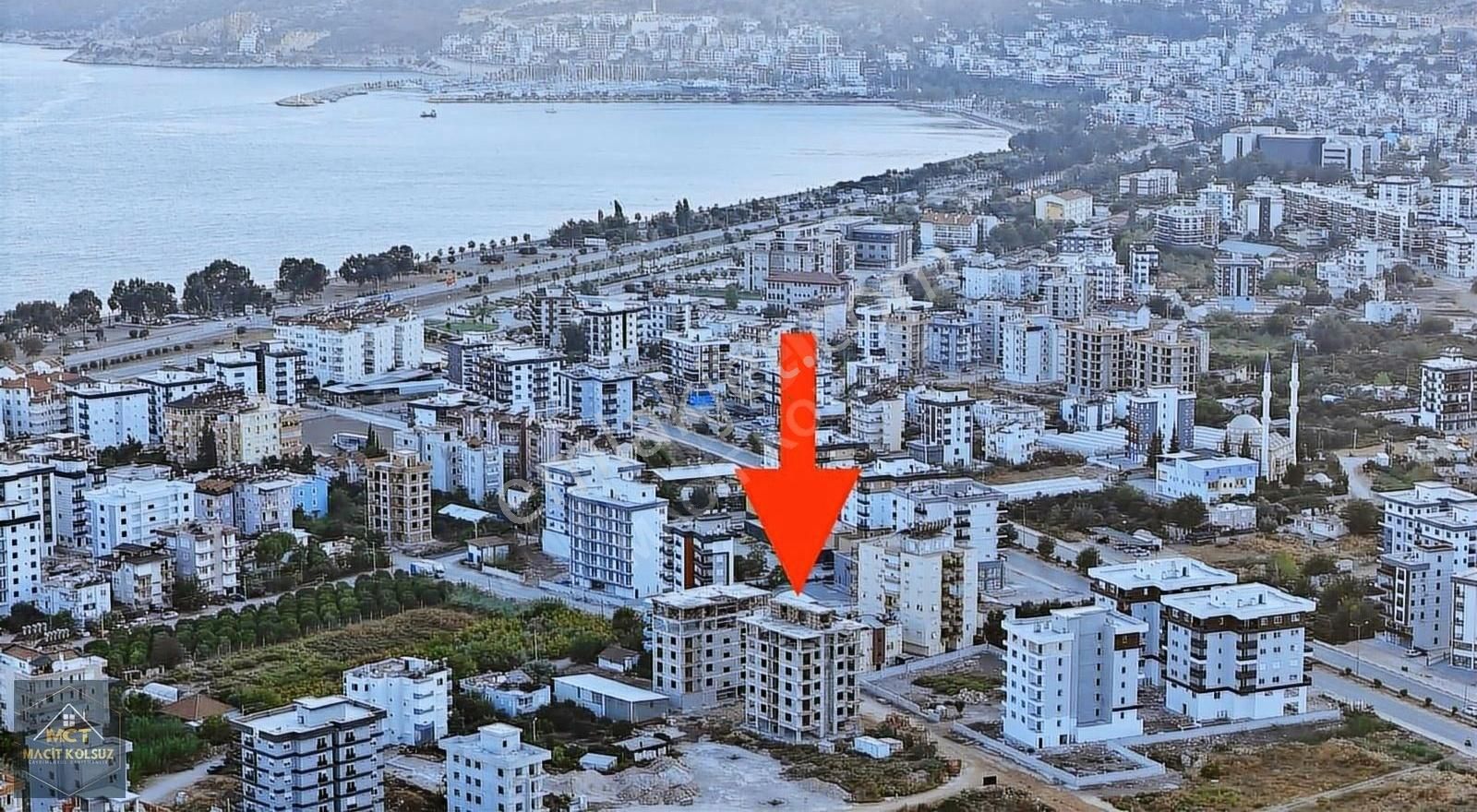 Finike Kum Satılık Daire Elmalı Yolunda Denize Yakın 1+1 Ödeme Kolaylıklı Satılık Daire