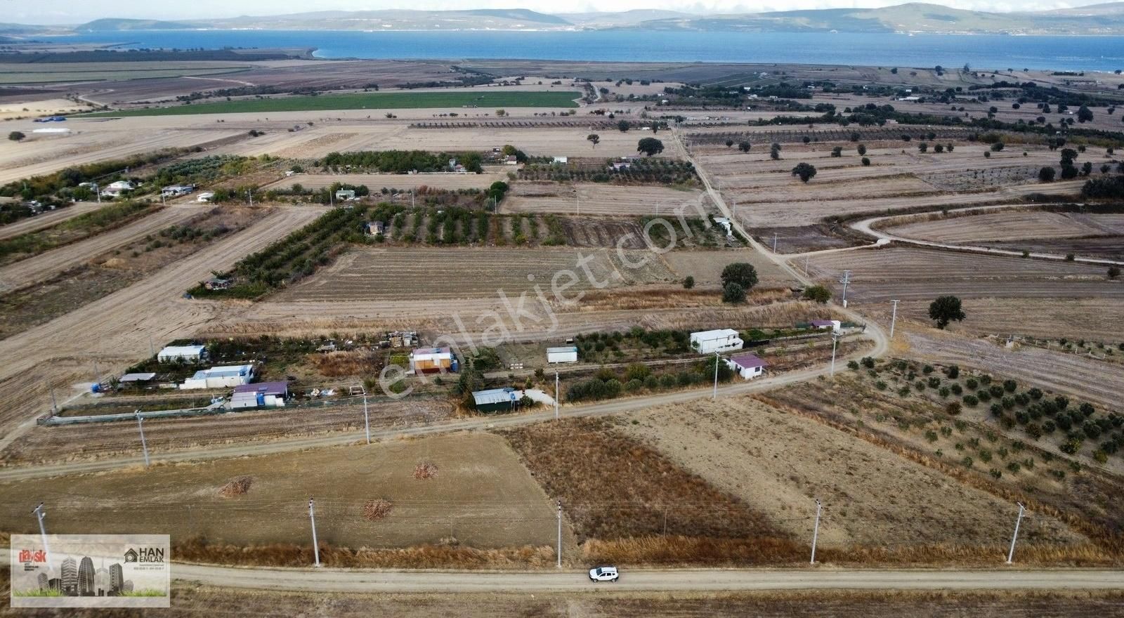 Çanakkale Merkez Musaköy Köyü Satılık Tarla MUSAKÖY'DE DENİZ MANZARALI 1350m2 ÇİFT YOLA CEPHELİ TARLA