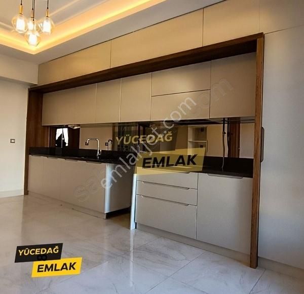 Şehitkamil Osmangazi Satılık Daire OSMANGAZİ METRO ARKASI GENİŞ LÜX ARA KAT 4+1 SATILIK DAİRE.