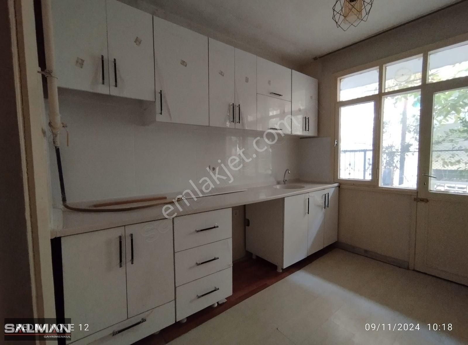 Karşıyaka Örnekköy Kiralık Daire Salmandan Örnekköyde Kiralık 2+1 Daire