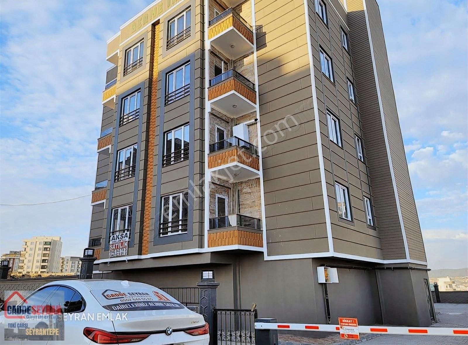 Karaköprü Batıkent Satılık Daire CADDE SEYRAN'DAN SATILIK 2+0 70M2 1.KAT SIFIR DAİRE