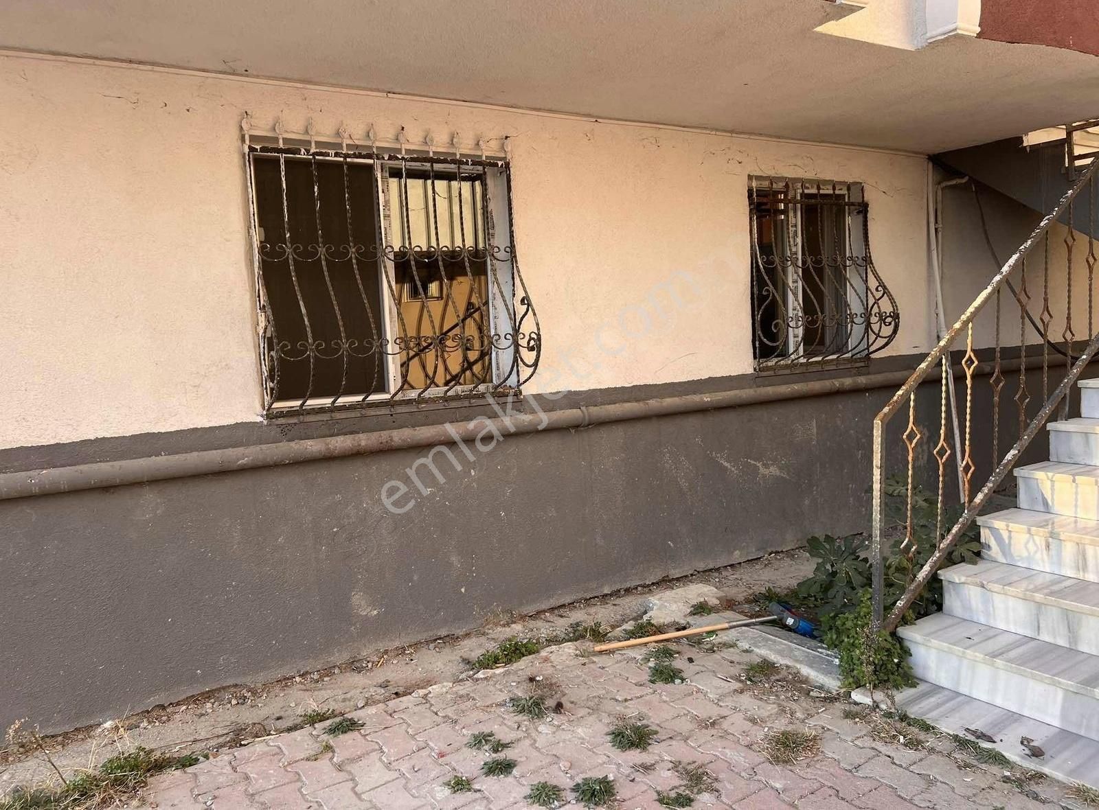 Arnavutköy Fatih Kiralık Daire ARNAVUTKÖY TAŞOLUKTA 2+1 BAHÇE KAT UYGUN FİYATA