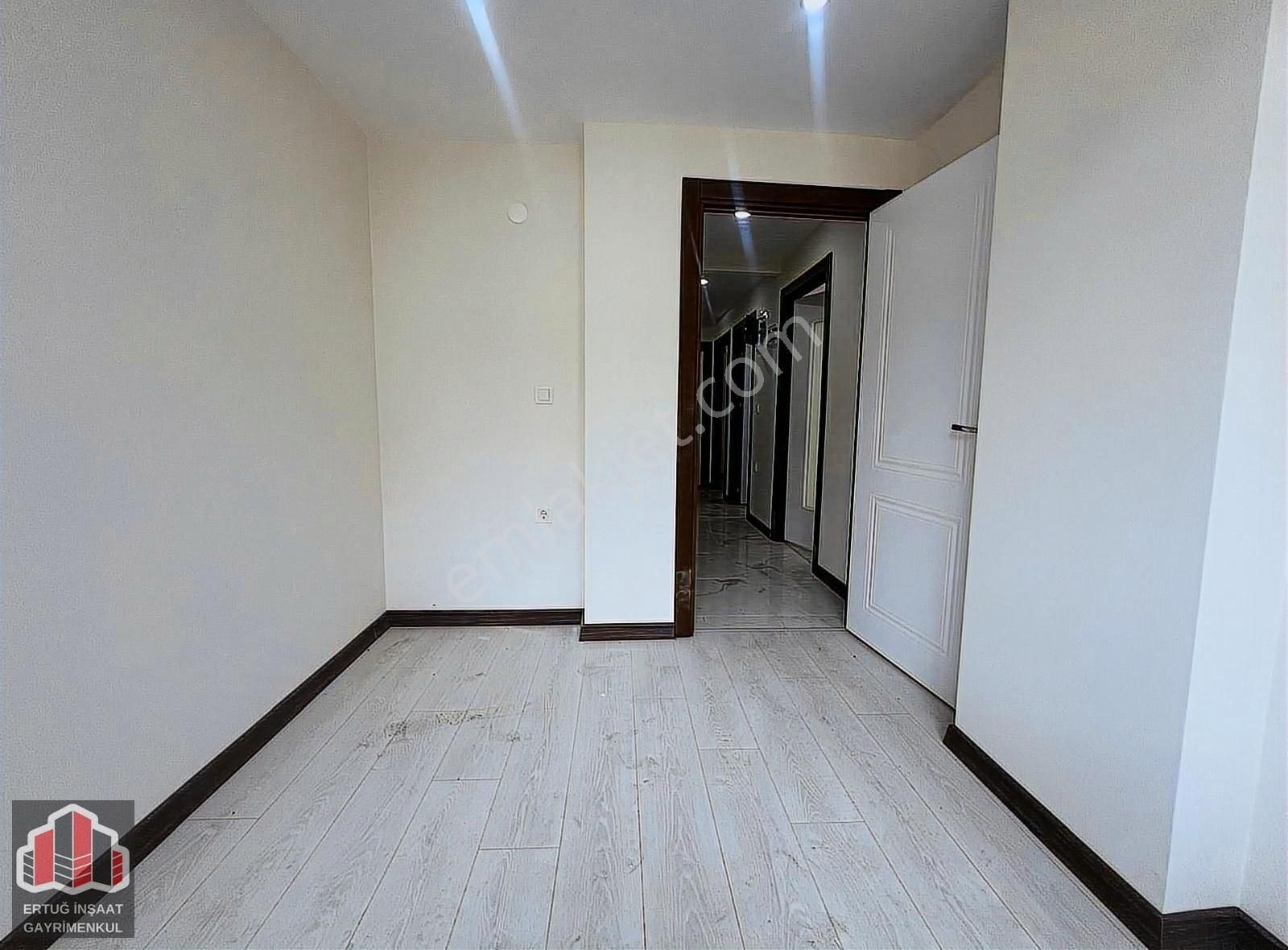 Güngören Güneştepe Satılık Daire 2+1 2. KAT LÜX DAİRE