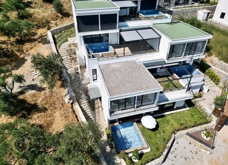 Balıkesir Edremit Denize Sıfır Satılık Villa ⫸AKÇAY BEST EMLAKTAN⫷ BEYOBADA HAVUZLU DENİZ MANZARALI MÜSTAKİL