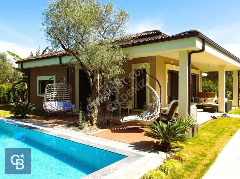 Urla Güvendik Satılık Villa Çeşmealtı Güvendik Mah. Tek Katlı 4+1 Satılık Müstakil Villa