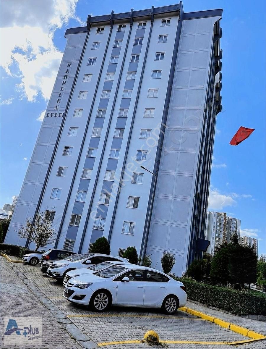 Küçükçekmece Atakent Kiralık Daire KARDELEN EVLERİ'DE 3+1 KİRALIK DAİRE