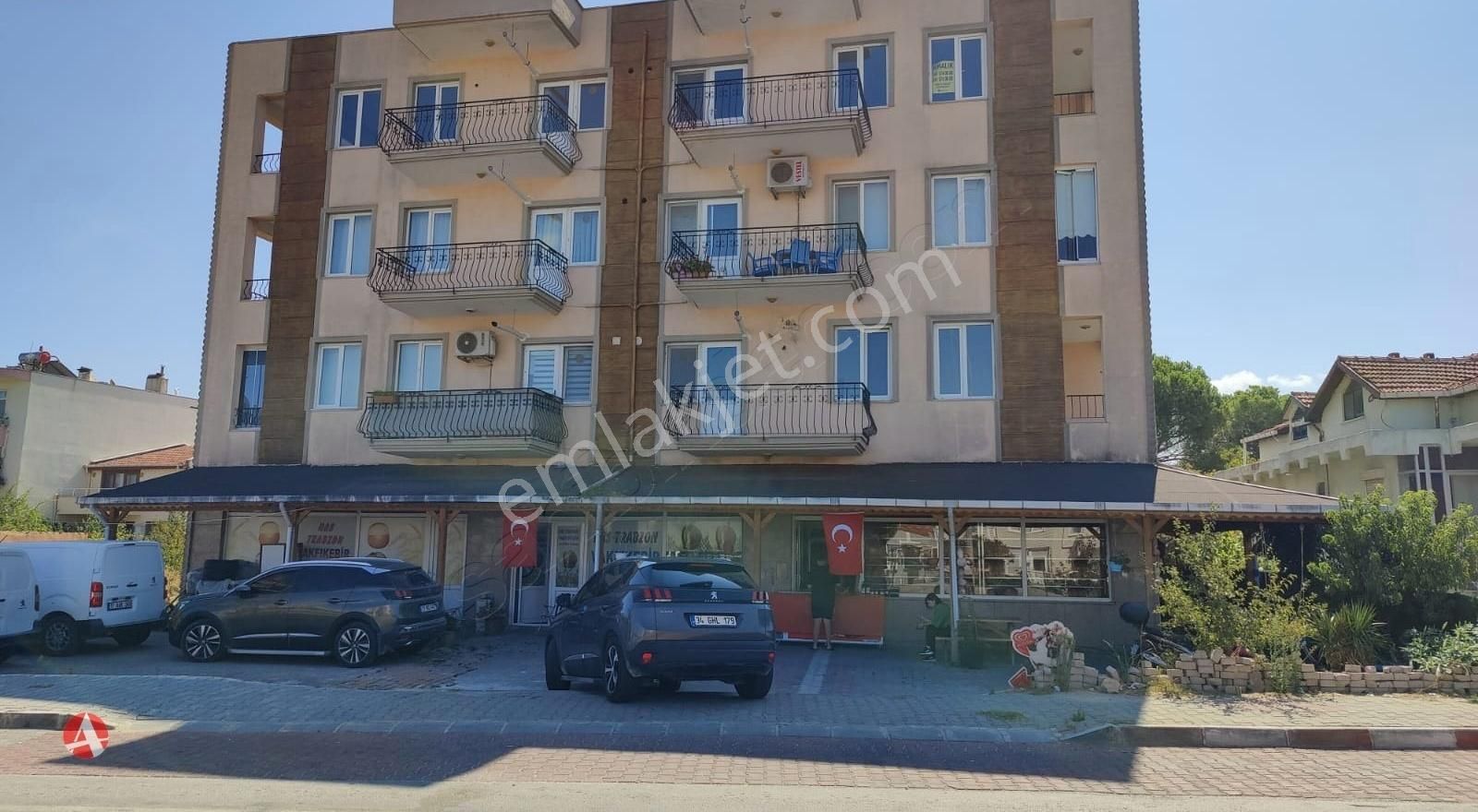 Lapseki Çardak Bld. (Gaziyakupbey) Satılık Daire Çanakkale, Lapseki, Çardak, Cadde Üzeri 3+1 Satılık Daire