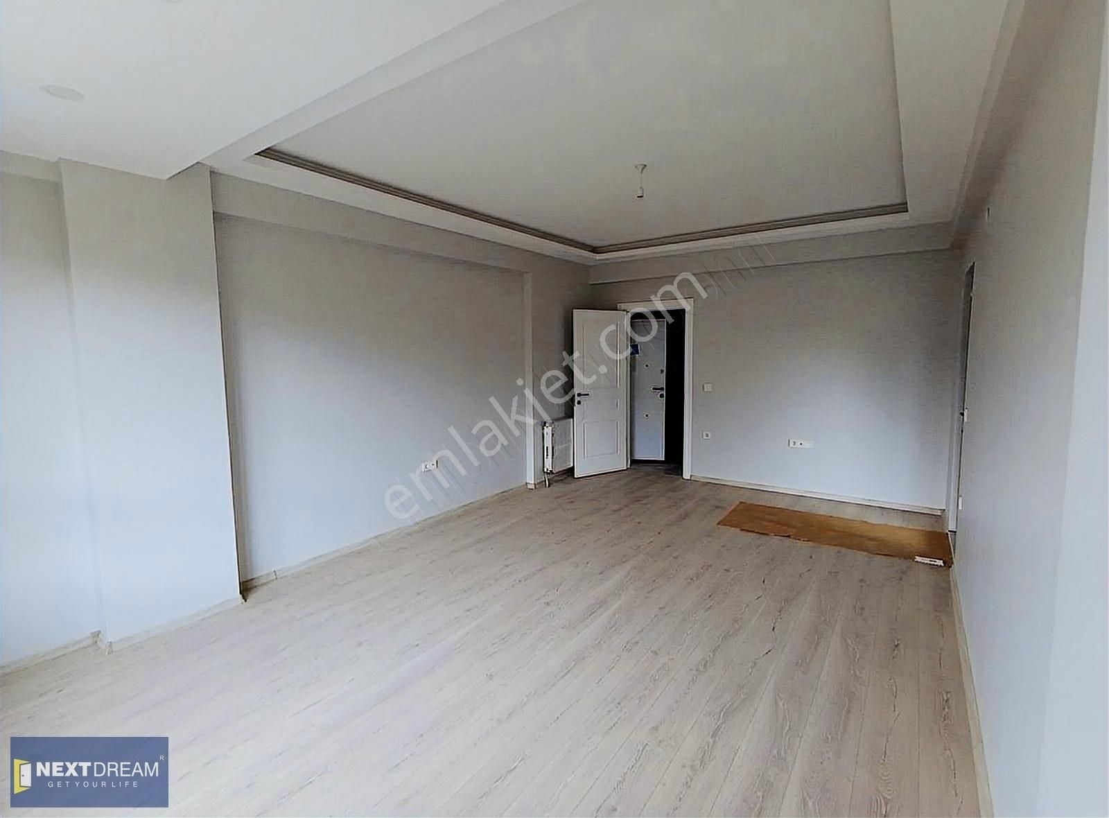 Başiskele Yeşilyurt Satılık Daire Başiskele Yeşilyurt Mh'de 2+1 90 M2 Ara Kat Daire..