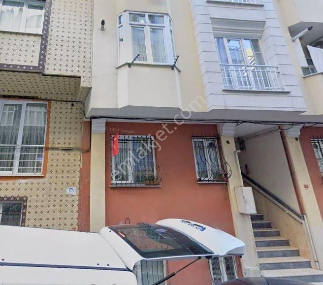 Bahçelievler Yenibosna Merkez Kiralık Daire  YILDIZ DAN HÜRRİYETTE 2+1 BALKONLU TEMİZ KİRALIK YÜKSEK GİRİŞ