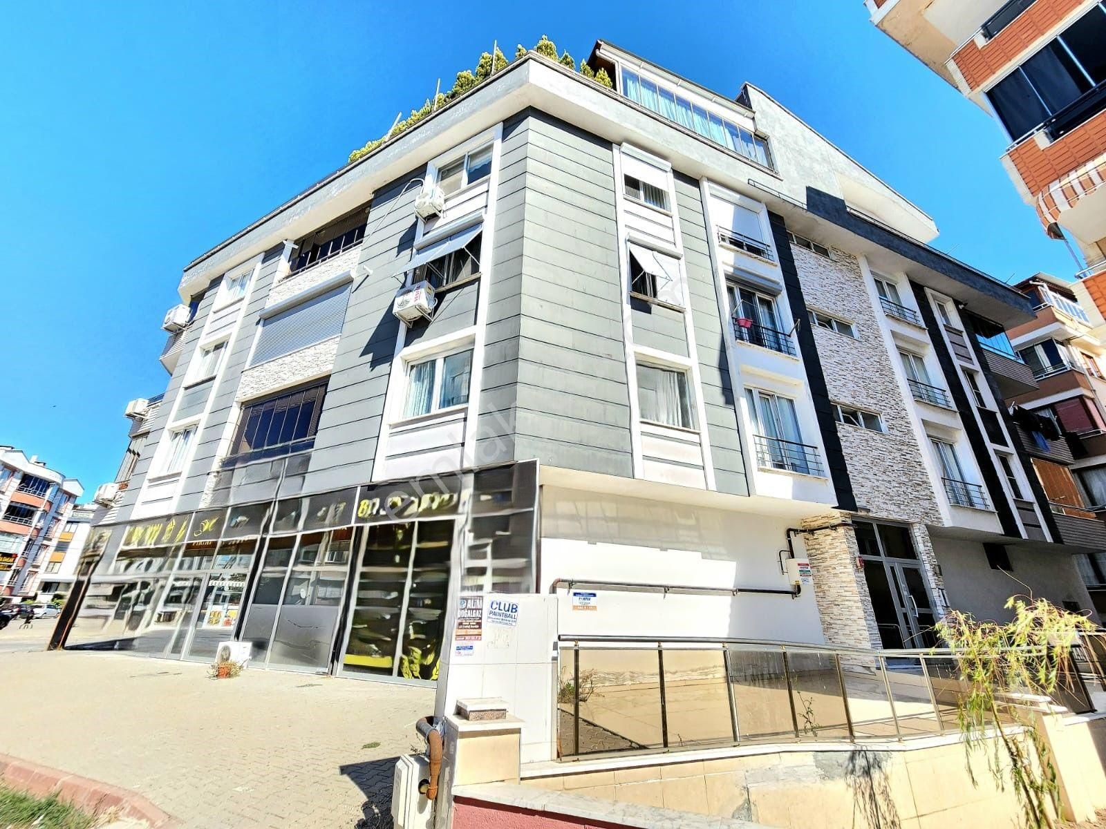 Edremit İkizçay Satılık Daire  🏡🏡ALÇINAR EMLAKTAN ARAKAT AYRI MUTFAK ÖN CEPHE2+1 DAİRE🏡🏡