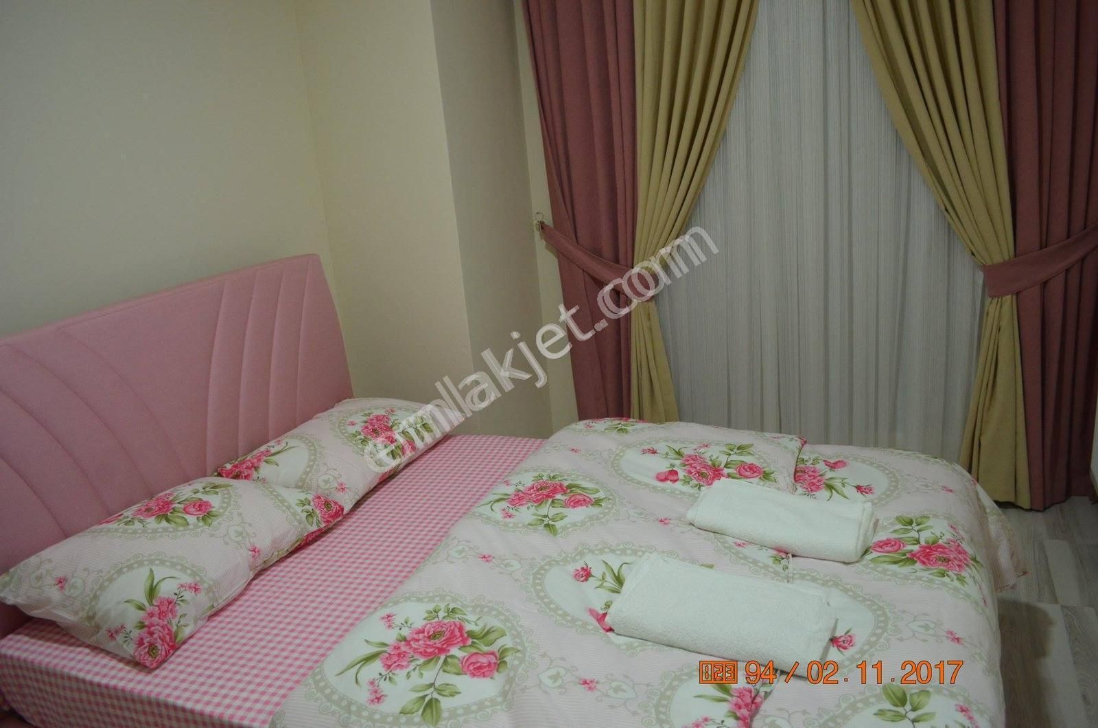 Atakum Güzelyalı Günlük Kiralık Daire  samsun atakum sahilde 1+1 ful eşyalı sahile 50m mesafede lüxs aileye uygun günlük kiralık daireler